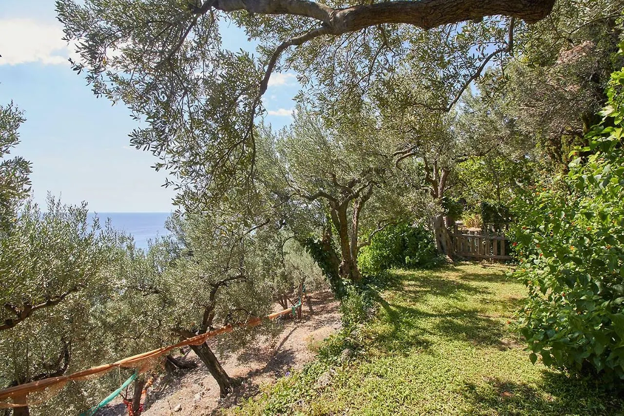 Apartment Villa Vista Mare Il Cipressetto Varigotti Italy